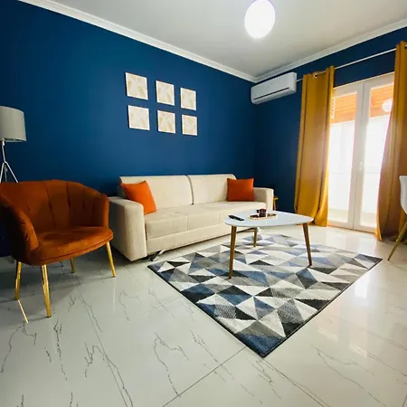 7 View Apartment